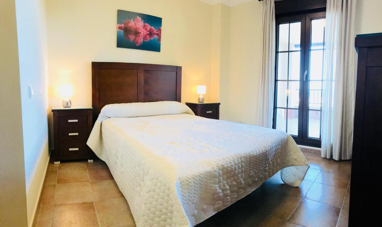 Pelicanos, By Ac Real Apartment *